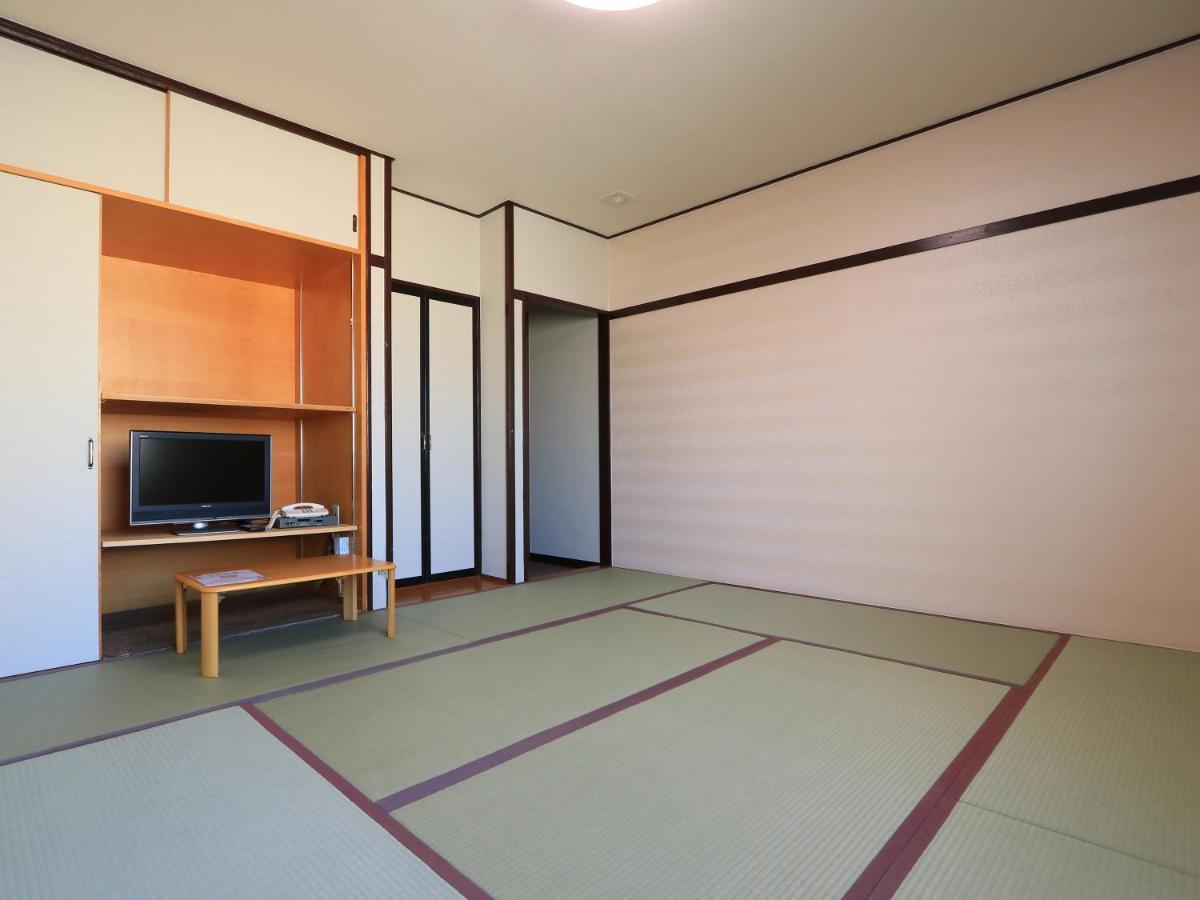 Fuji-Shi Business Hotel Furuiya Ryokan Fuji  Esterno foto