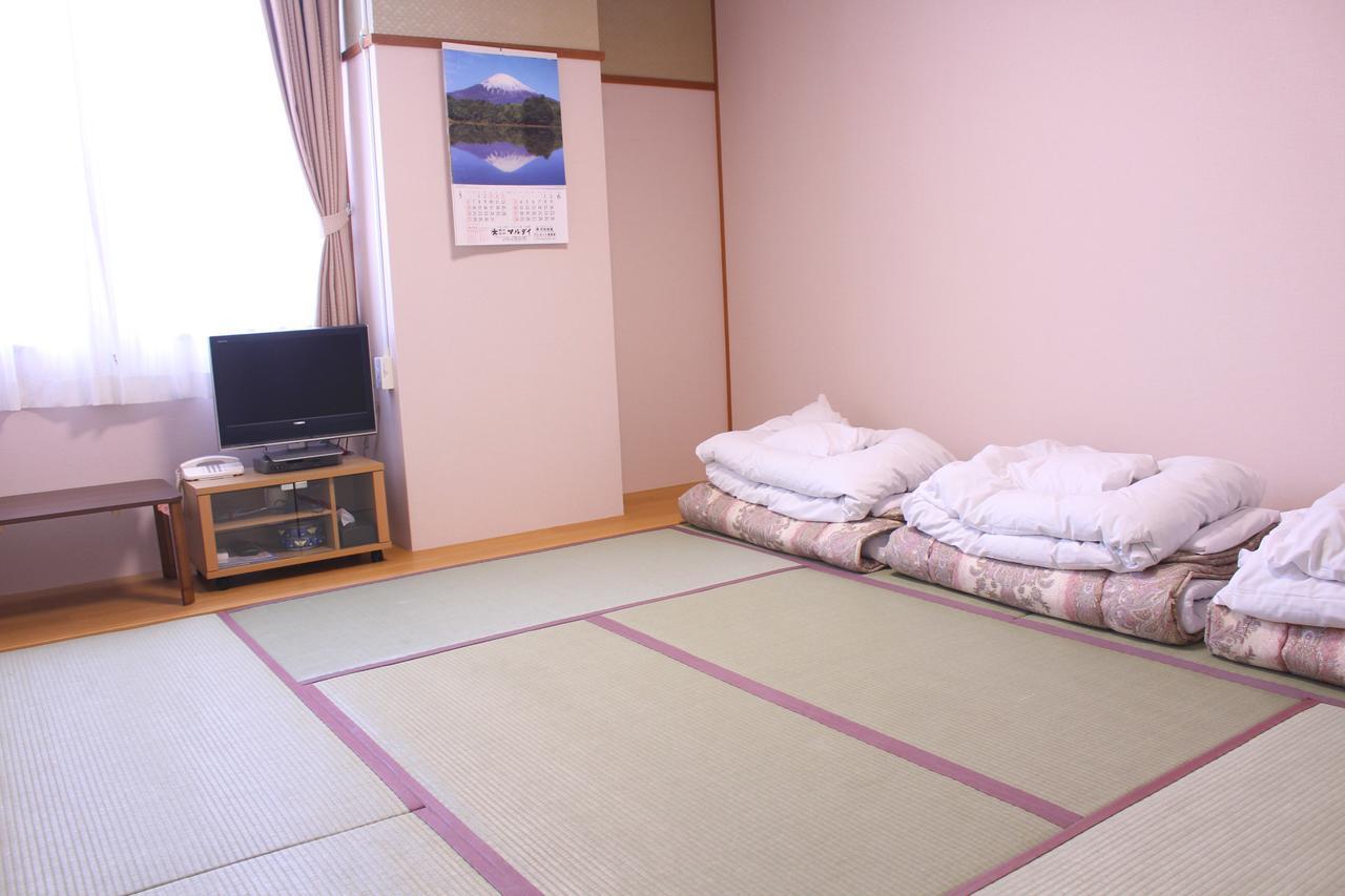 Fuji-Shi Business Hotel Furuiya Ryokan Fuji  Esterno foto